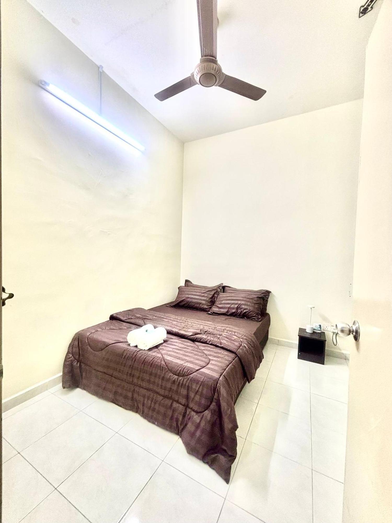 Holiday home H&z In Hi-tech With Wi-fi And Netflix